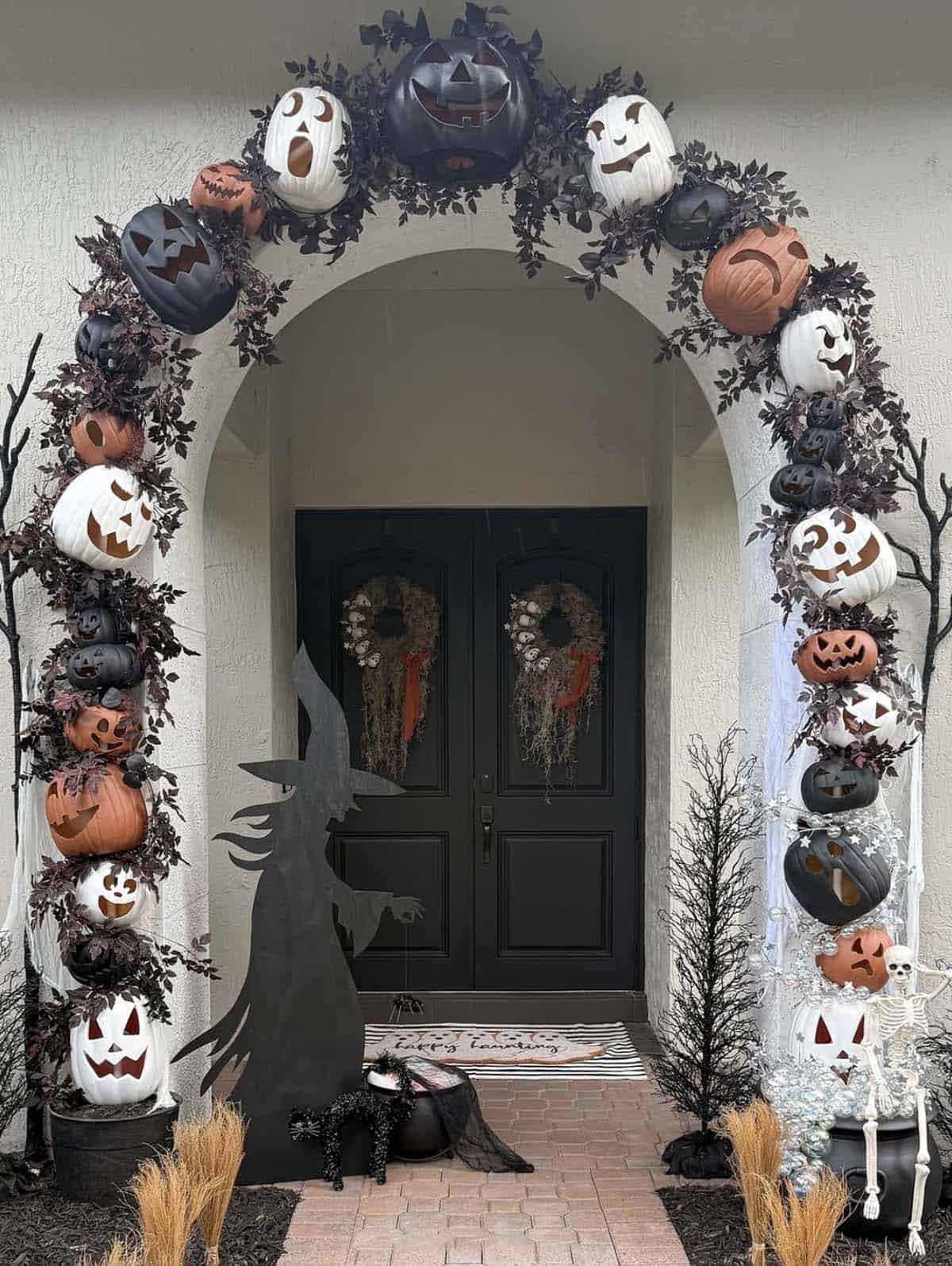 front porch halloween DIY Pumpkin Arch