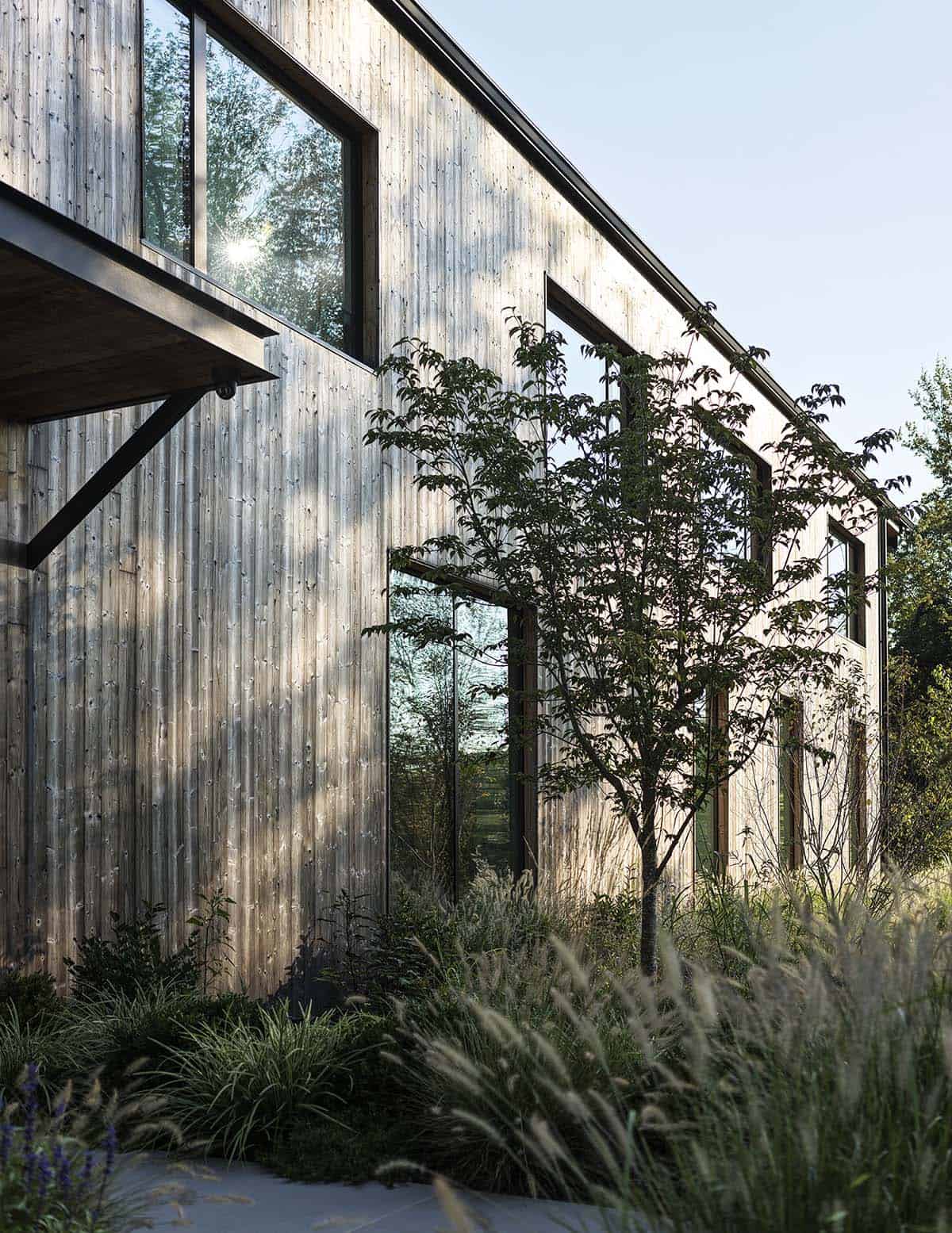contemporary home exterior