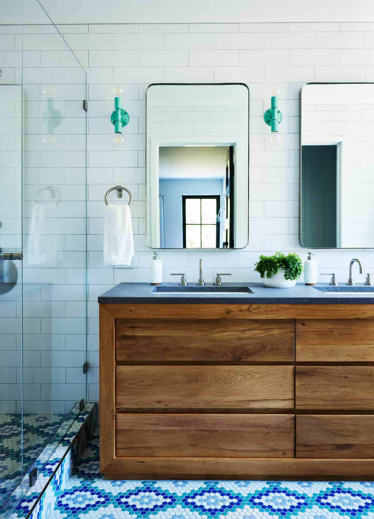 coastal modern farmhouse bathroom