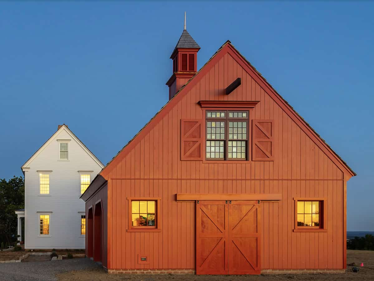 colonial farmhouse exterior