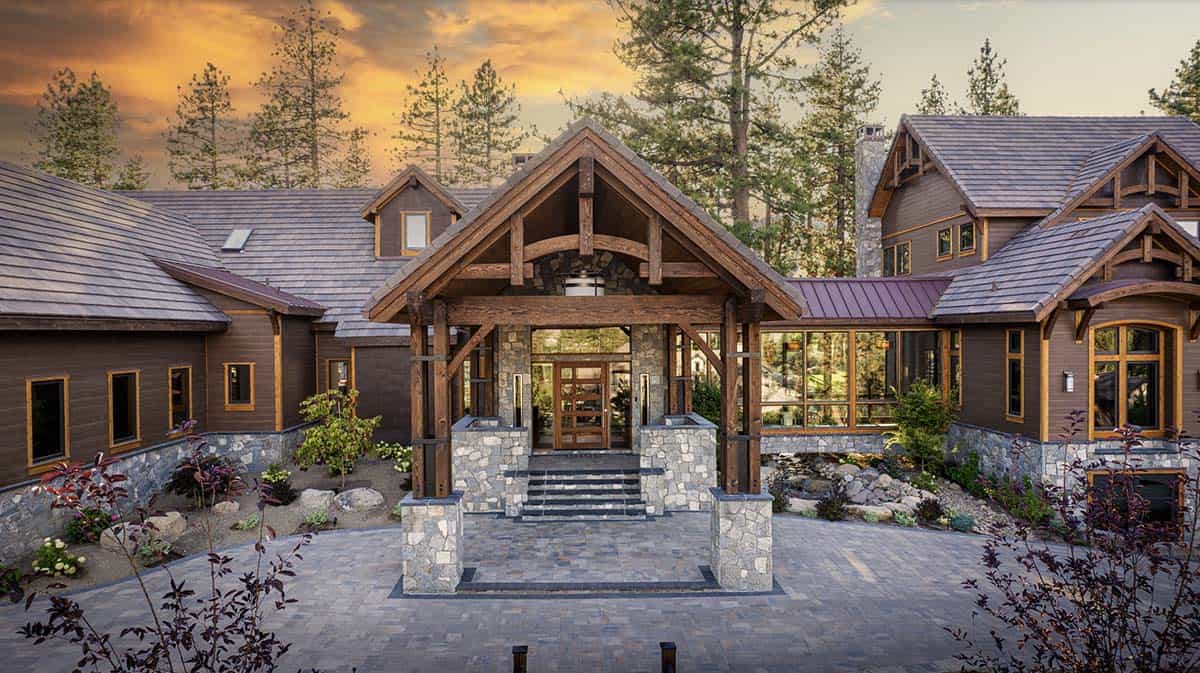 Contemporary Mountain Home Exterior