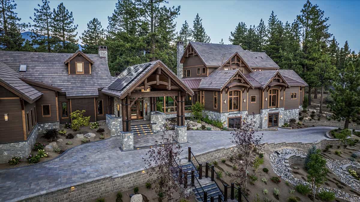 Contemporary Mountain Home Exterior