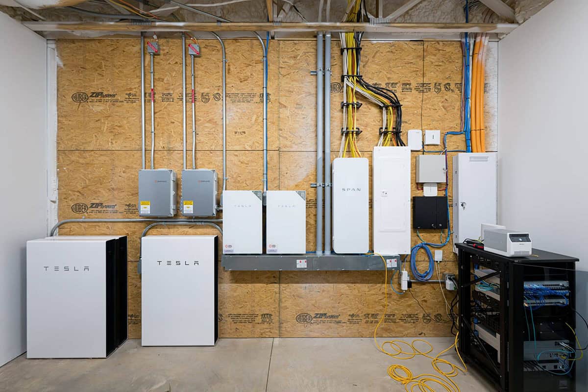 Tesla Powerwall for backup storage