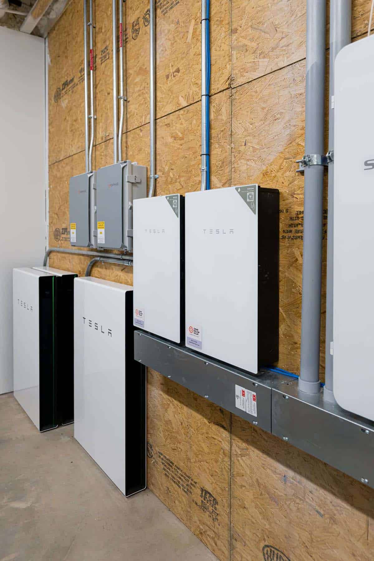 Tesla Powerwall for backup storage