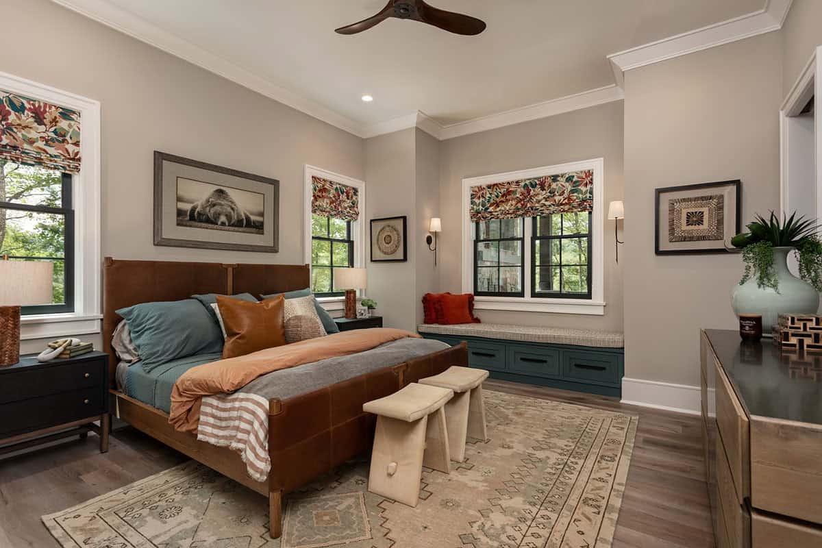 contemporary bedroom