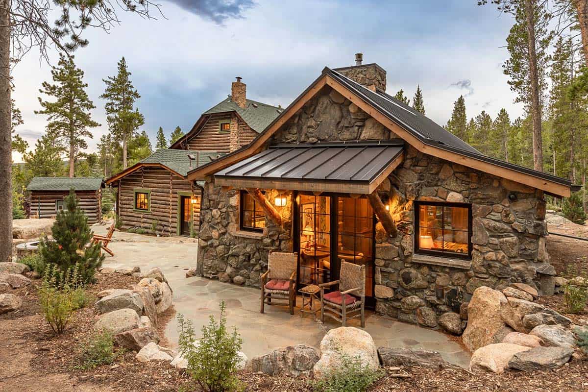 log cabin exterior
