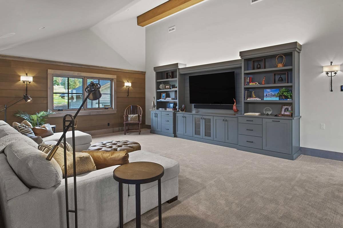 contemporary family room 