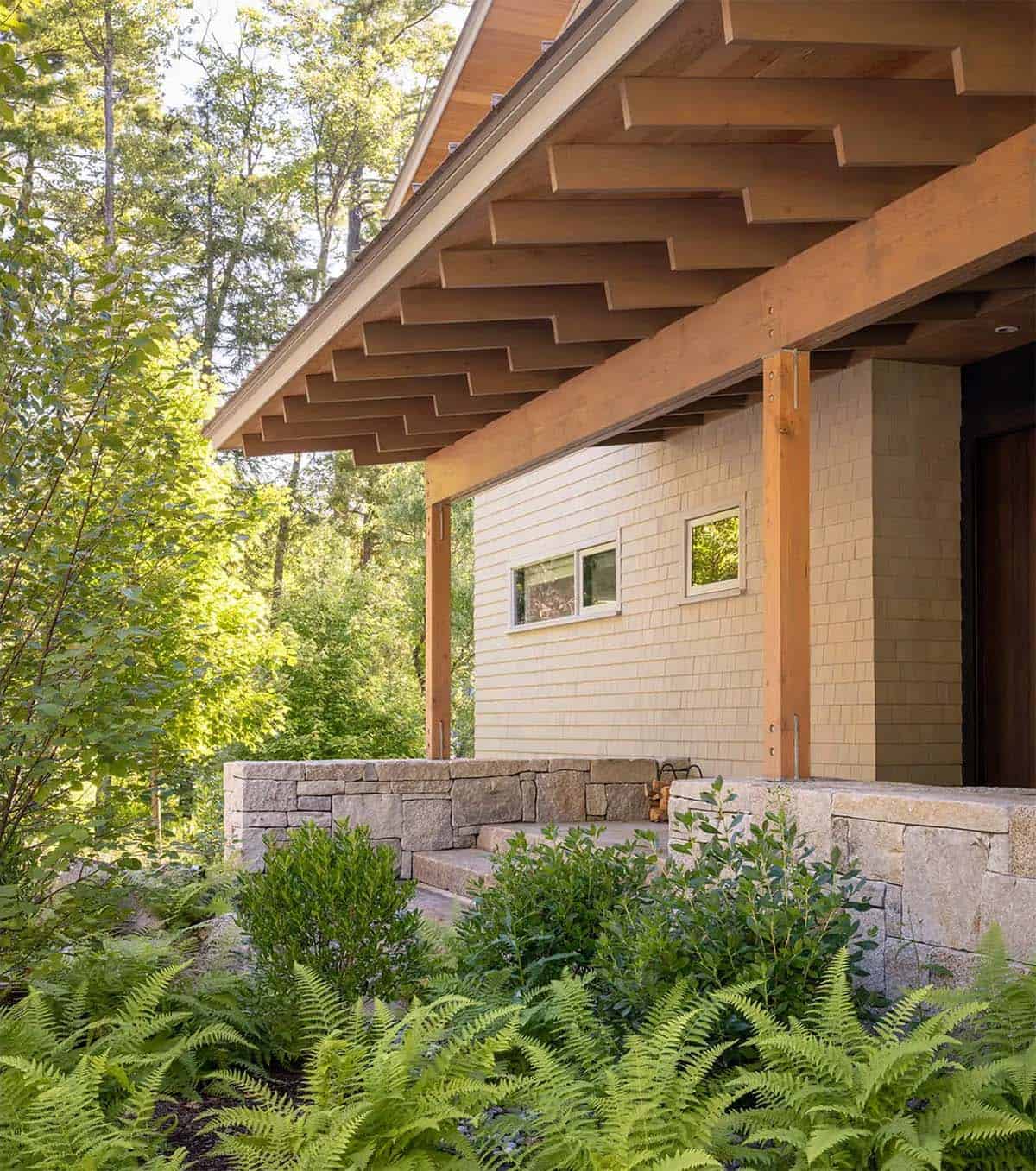 lake house exterior