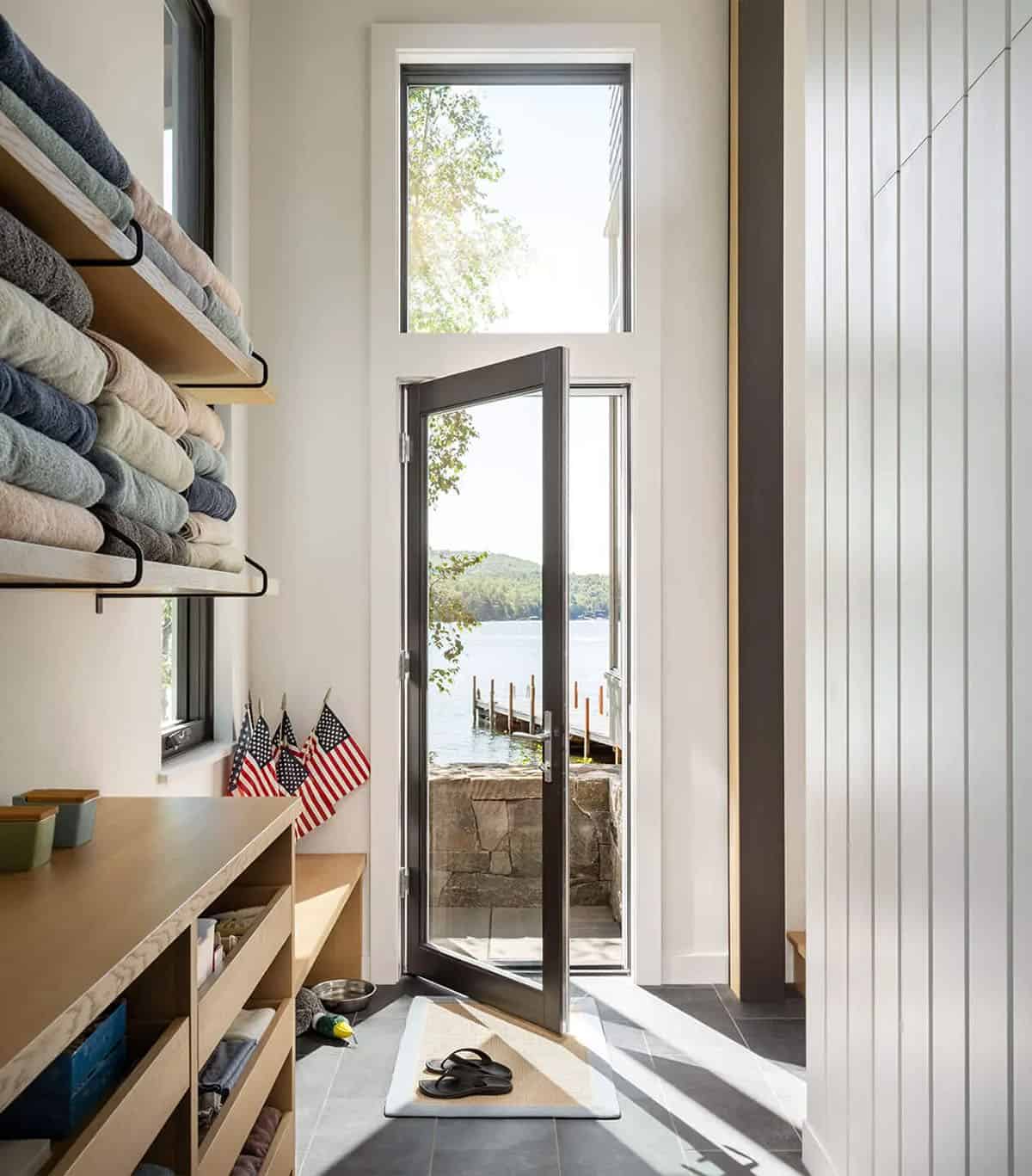 contemporary mudroom entry