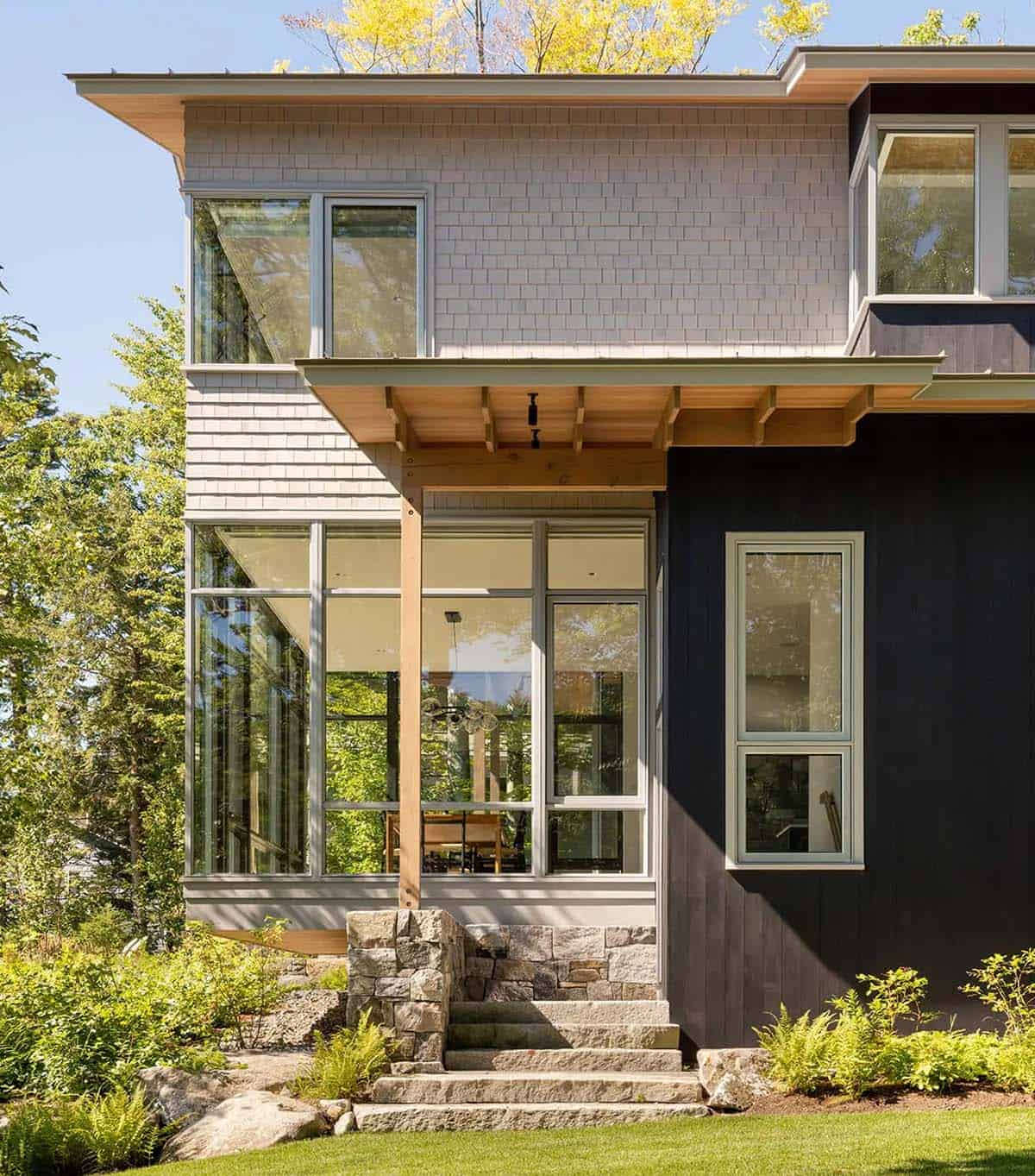 lake house exterior