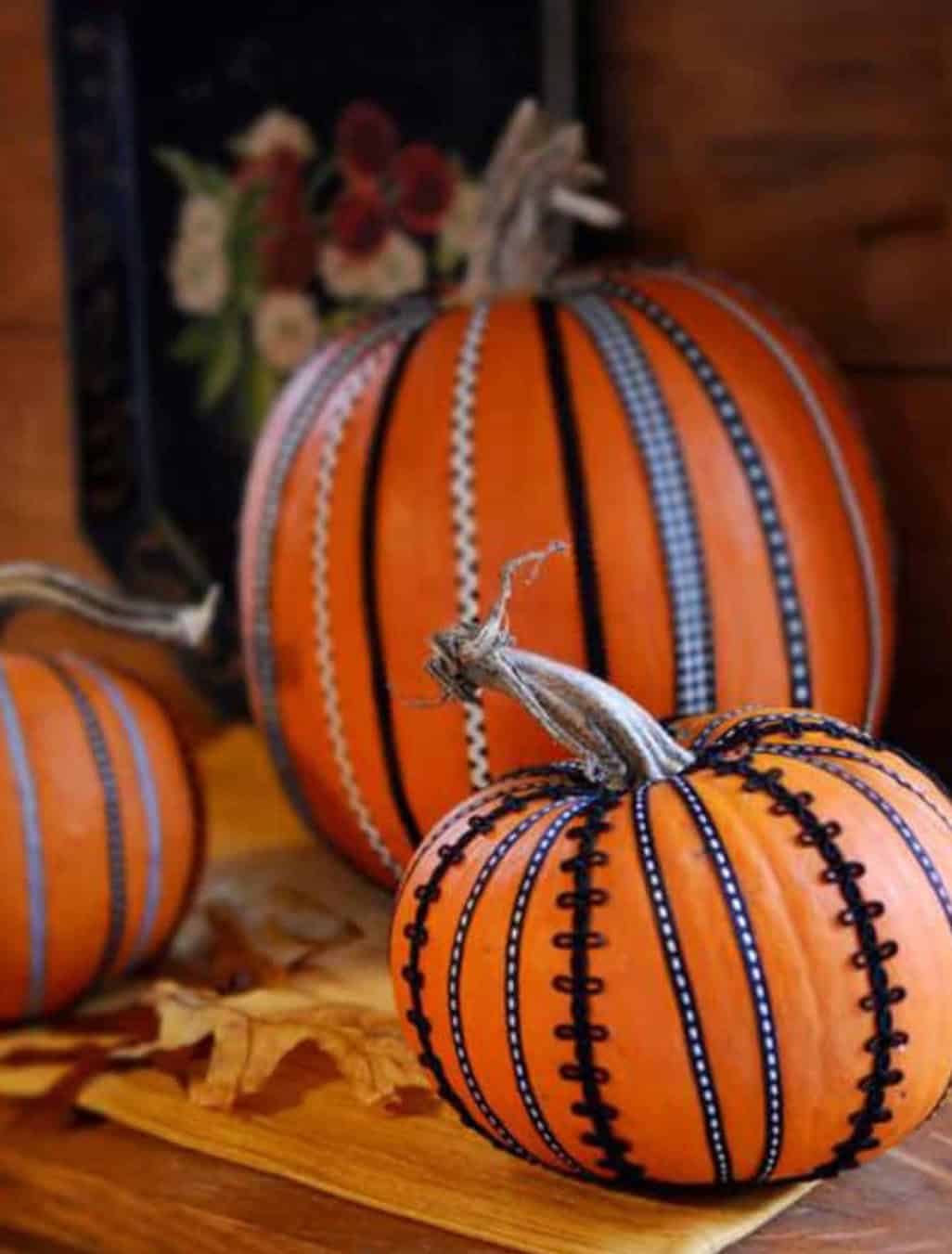 ribbon pumpkins