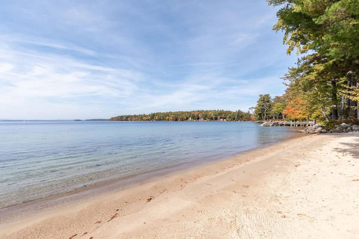 lake house exterior beach view