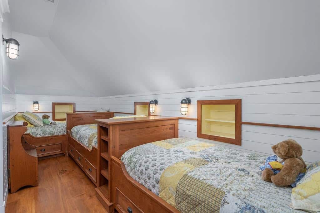 traditional style guest bedroom