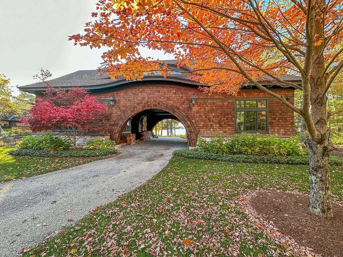 lake house exterior