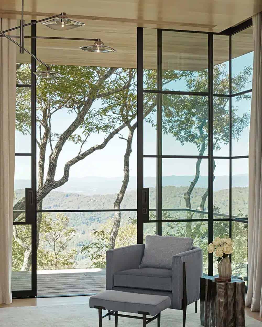 moderj bathroom with sliding glass doors