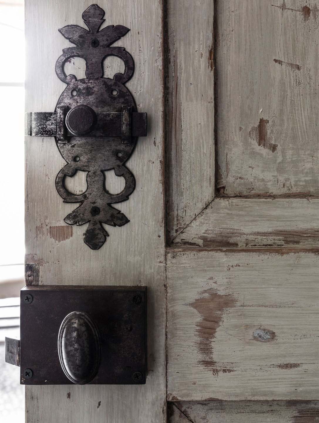 Mediterranean-style door detail