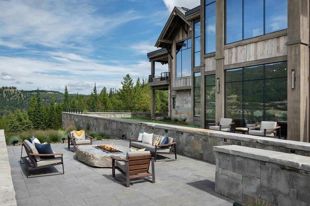 modern rustic home patio with outdoor furniture