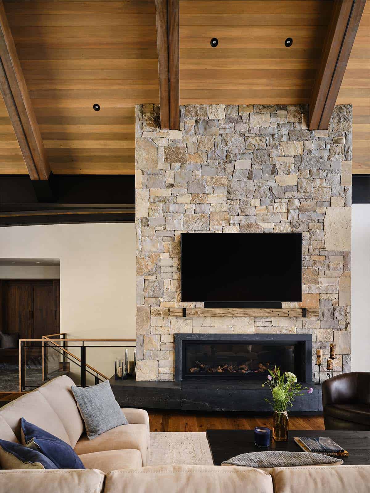 mountain modern living room with a fireplace