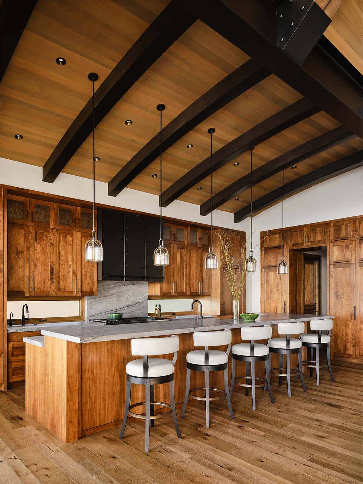 mountain modern kitchen