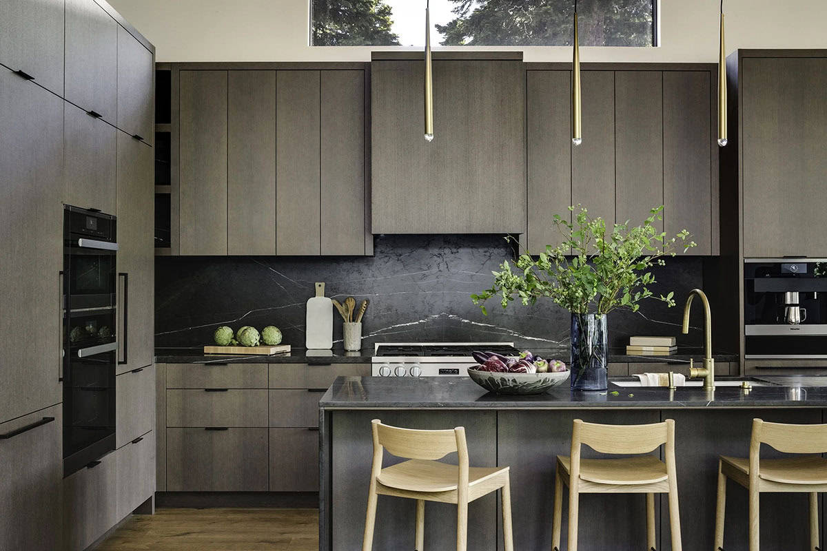 mountain modern kitchen