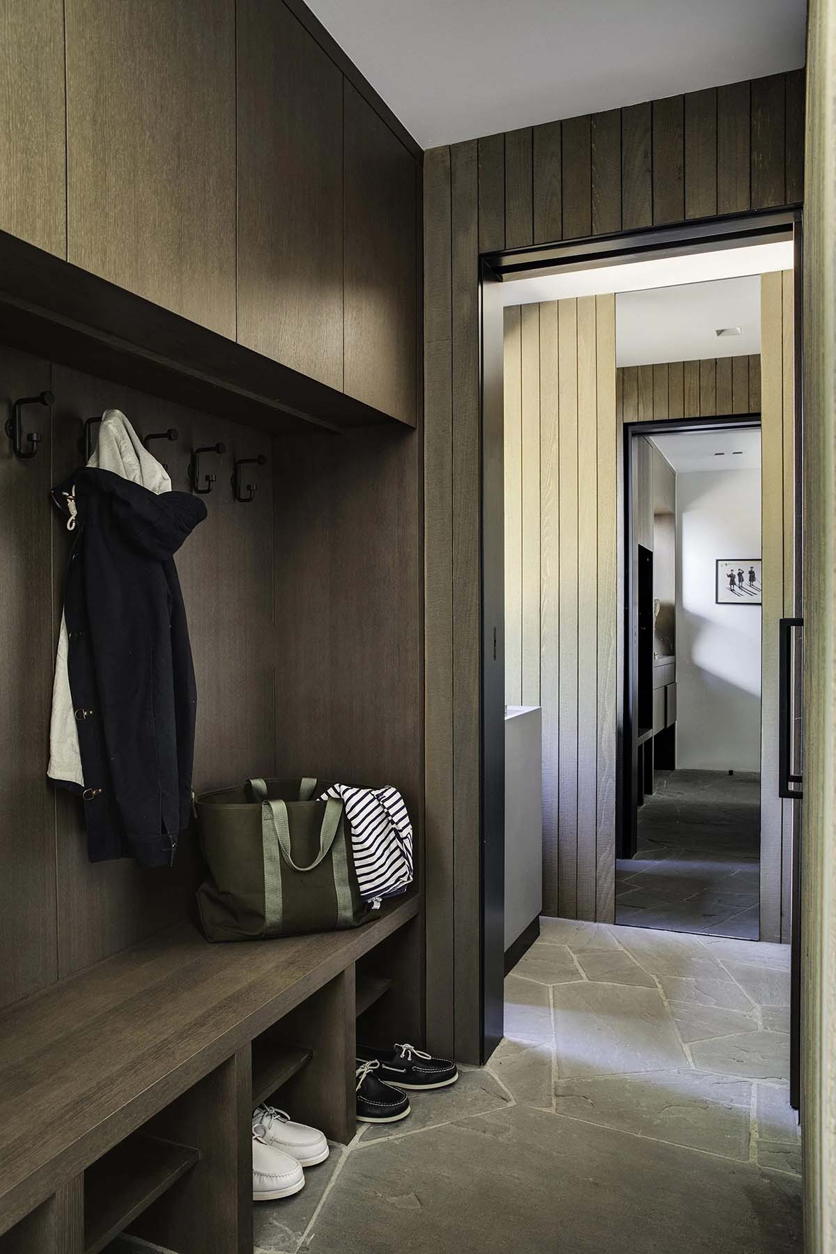 mountain modern mudroom entry