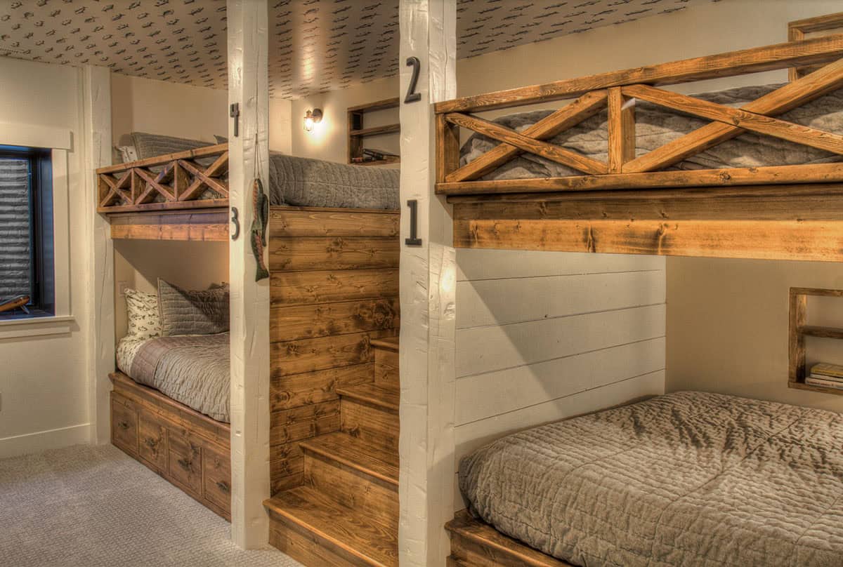 farmhouse style bunk bedrom 