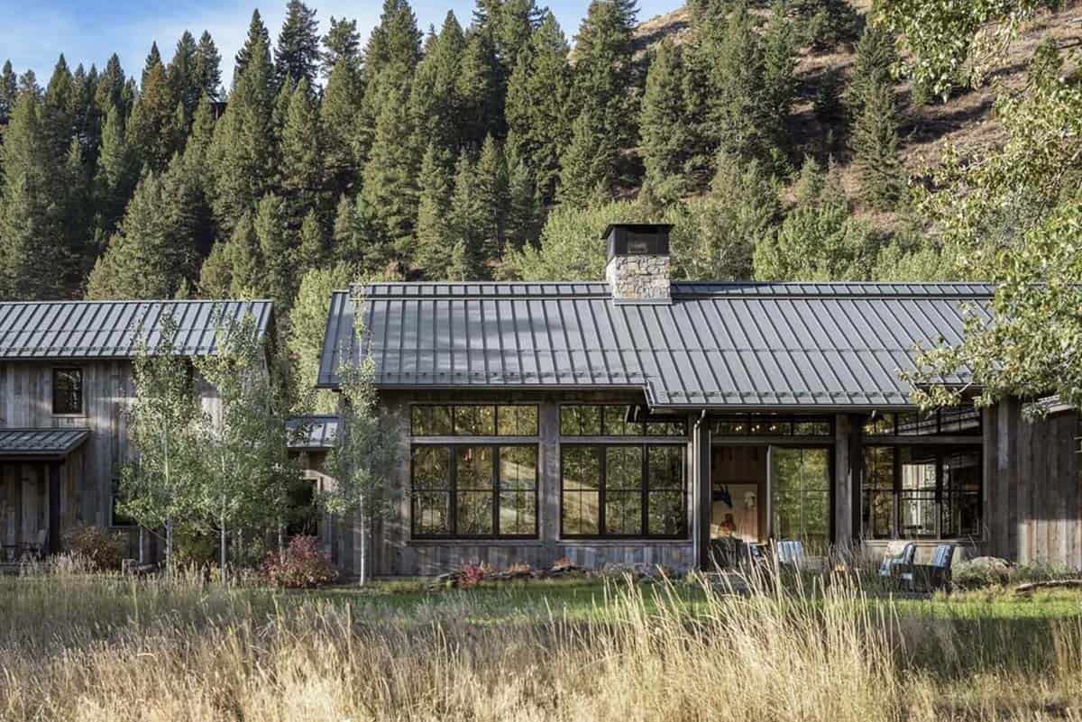 ranch house exterior