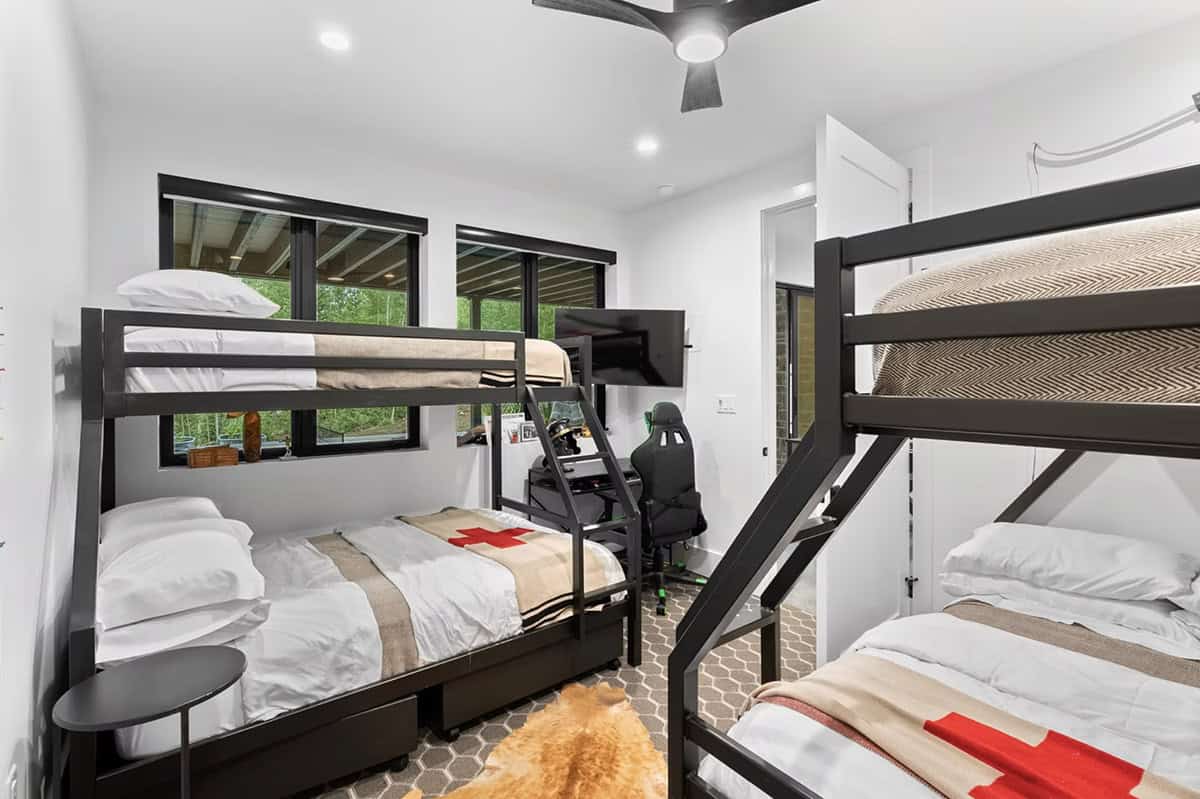 scandinavian modern bunk bedroom 
