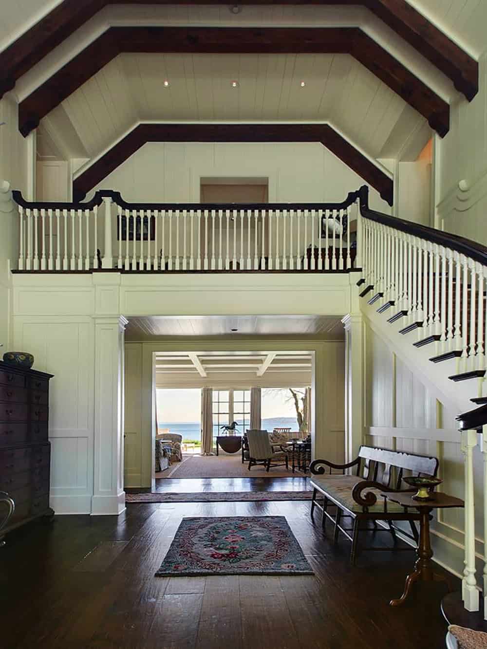Beach Style Staircase