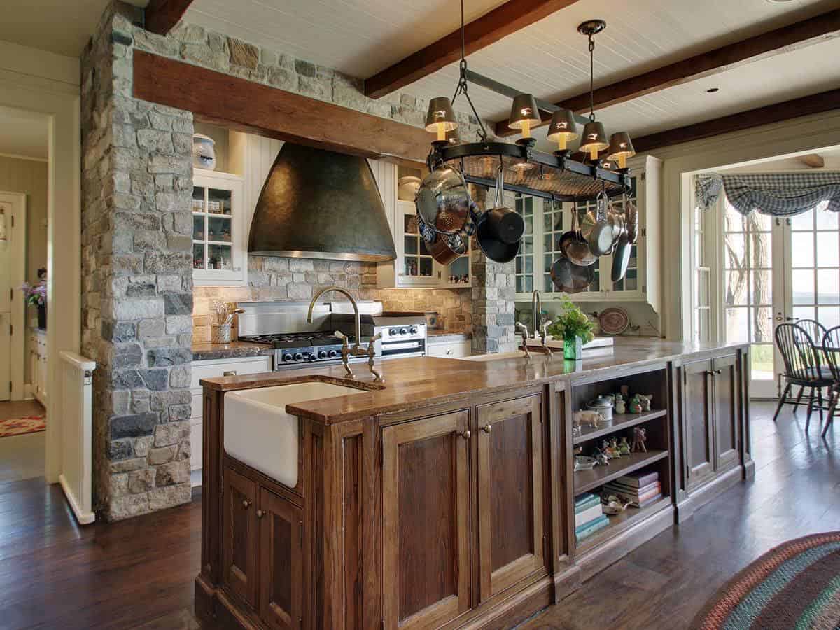 Traditional Kitchen