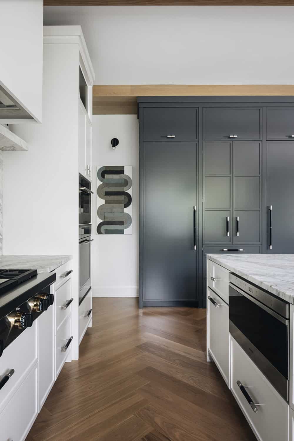 Transitional Style Kitchen