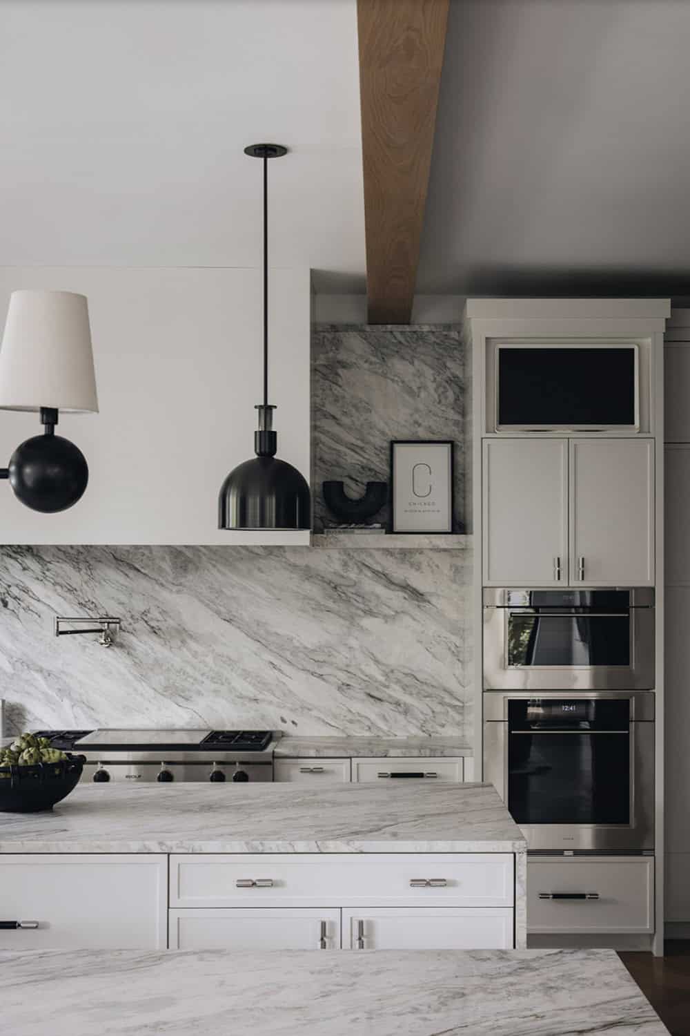 Transitional Style Kitchen