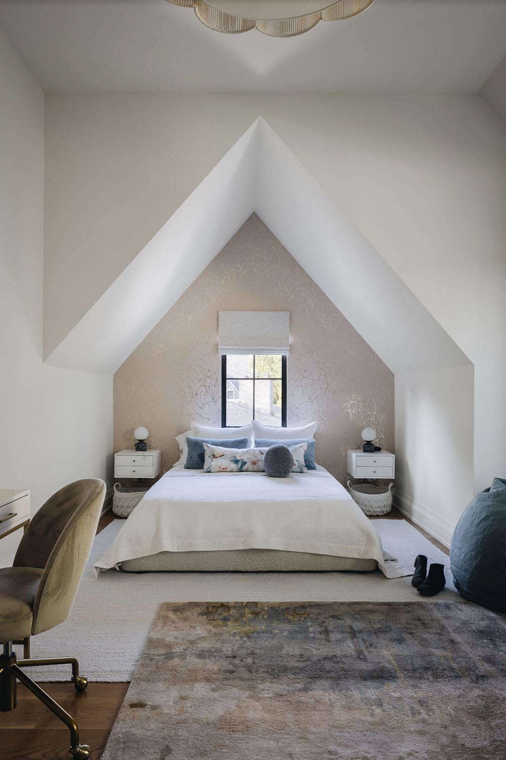 Transitional Style Bedroom