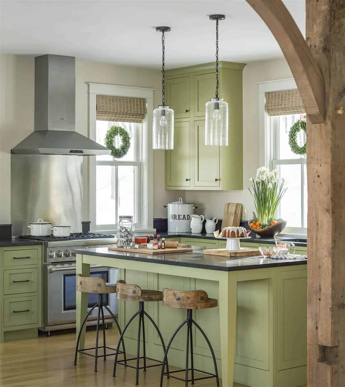 farmhouse style kitchen