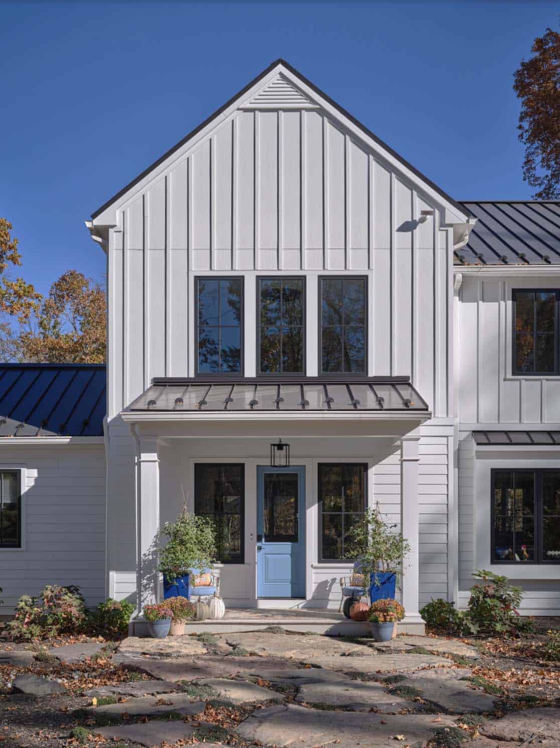 farmhouse style home exterior