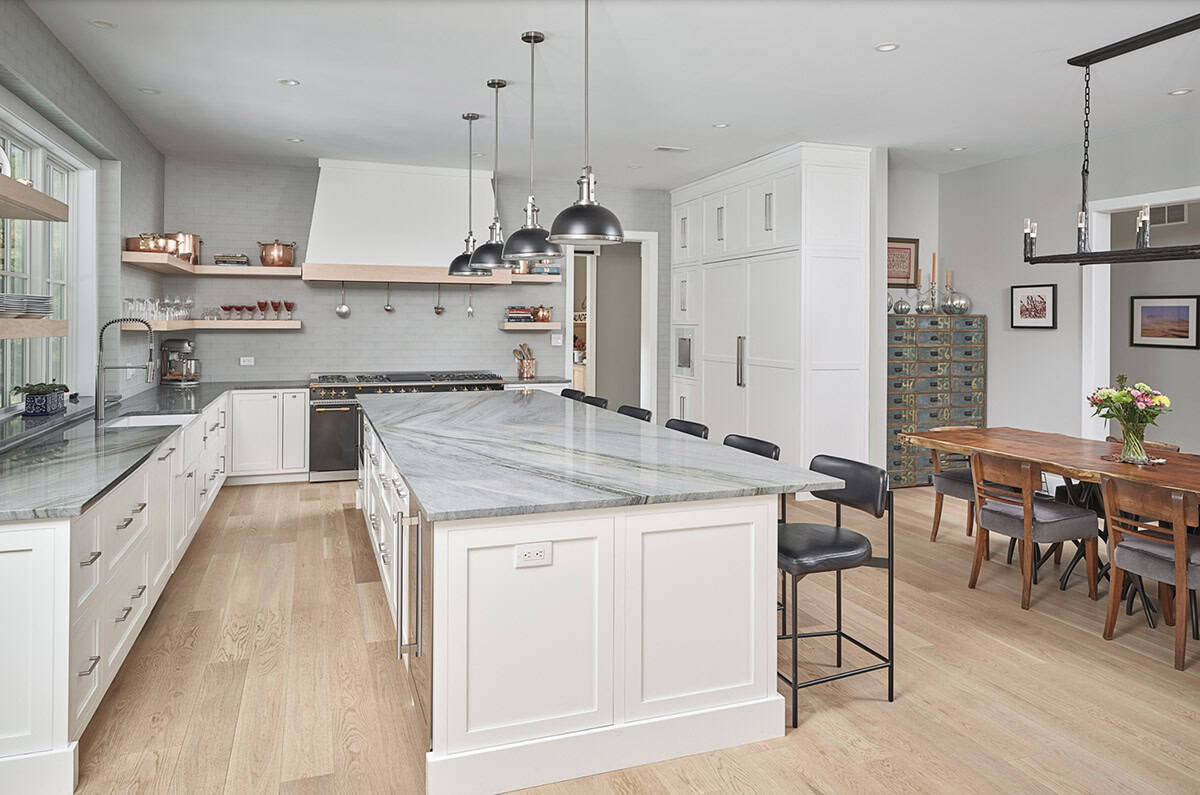 farmhouse style kitchen