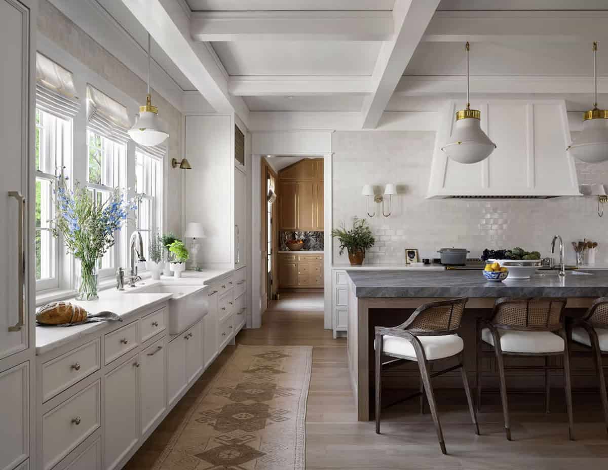 coastal style kitchen