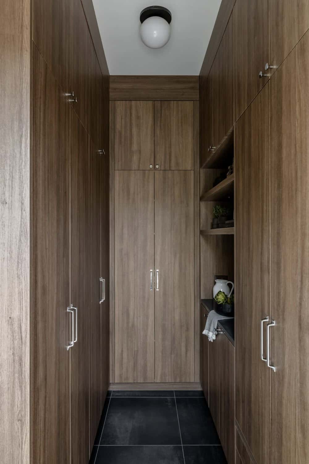 transitional style walk-in pantry