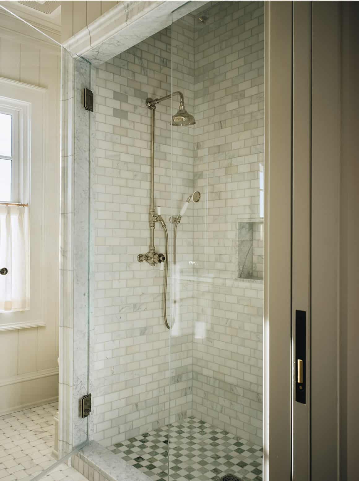 contemporary bathroom