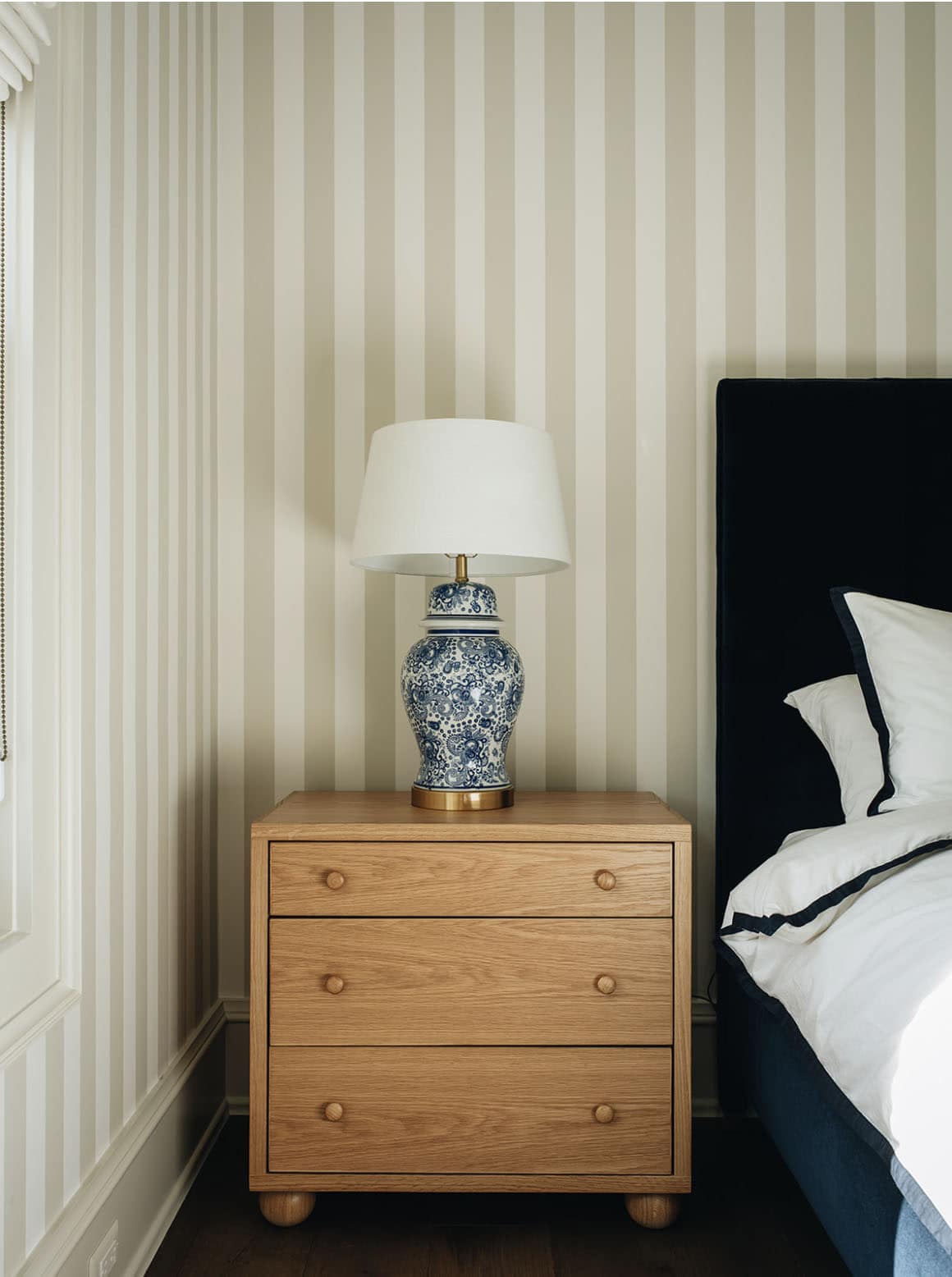 contemporary bedroom