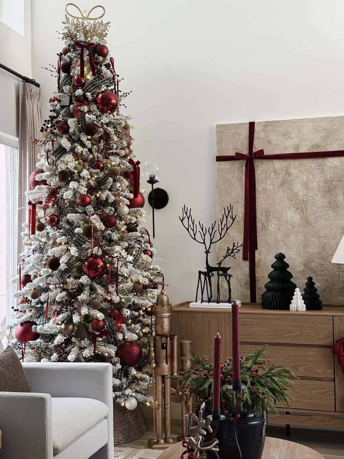 elegant christmas tree