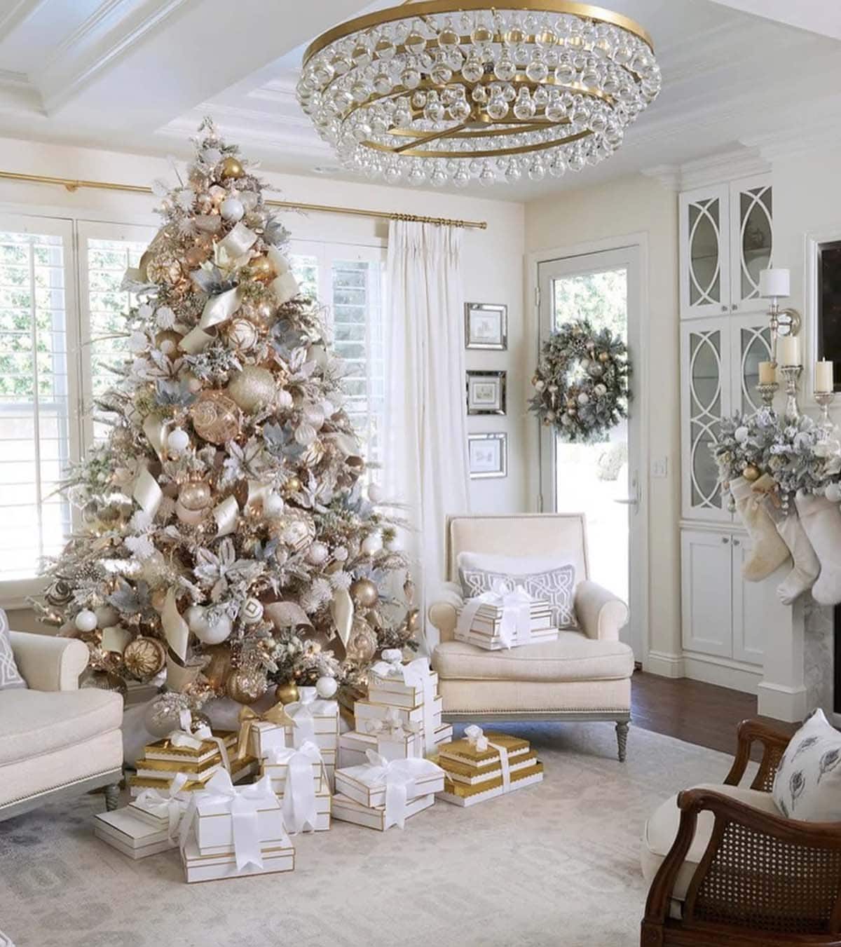 elegant christmas tree decor