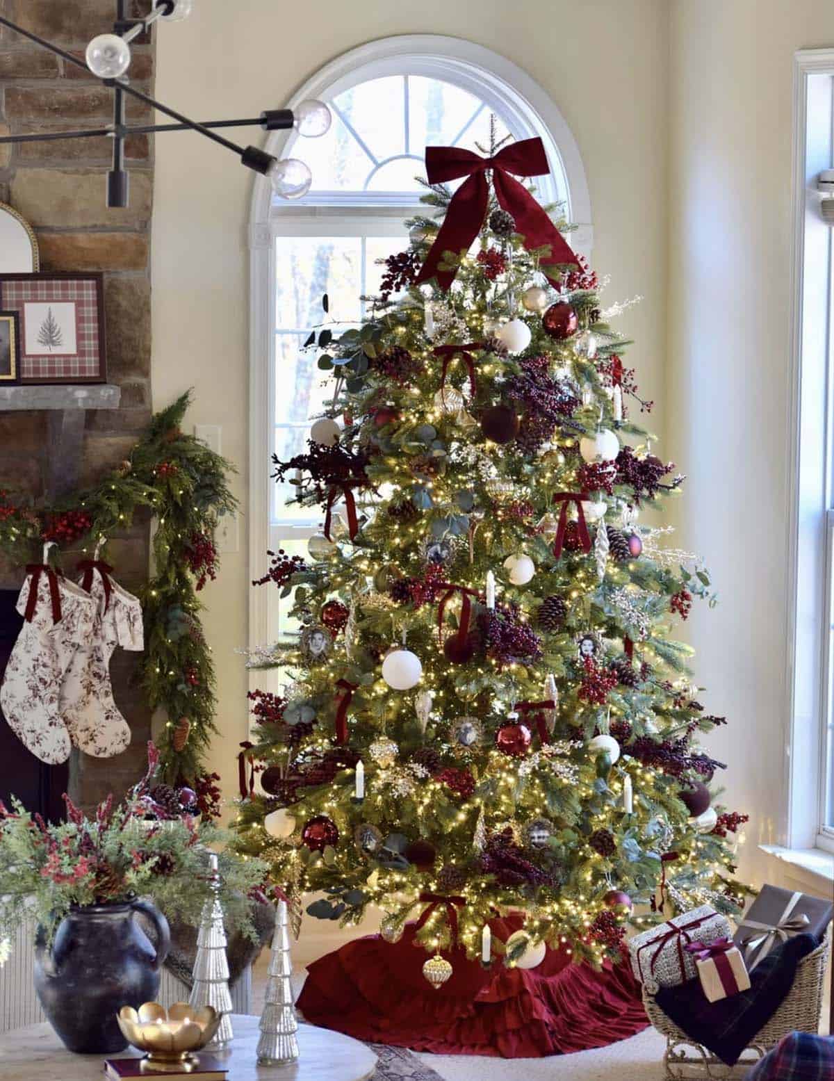 elegant christmas tree with cranberry and white decor