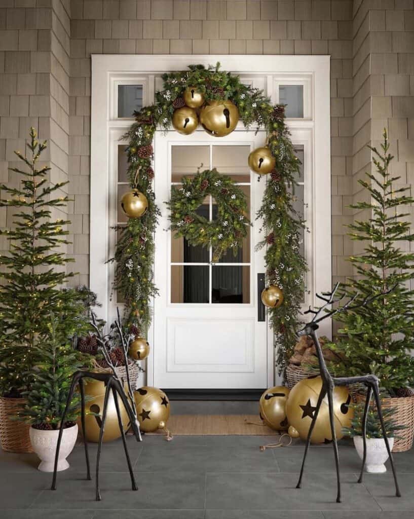 21 Christmas Front Porch Decorating Ideas For A Festive Welcome