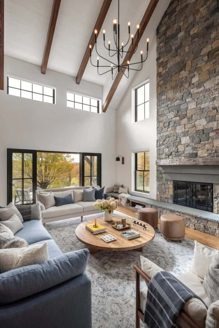 Inviting Vermont modern farmhouse with superb views of the Green Mountains