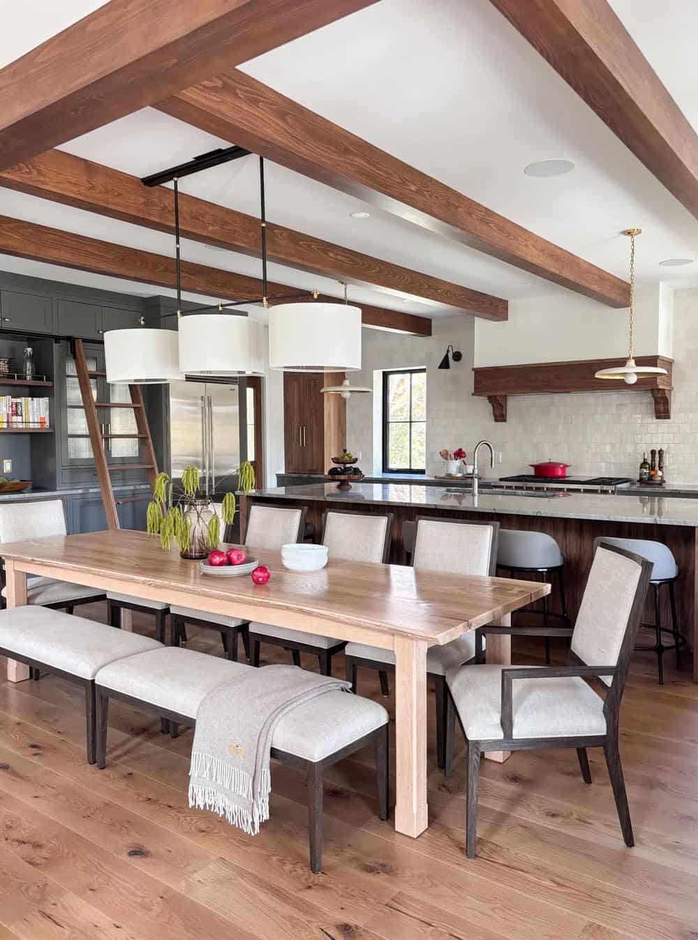 farmhouse style dining room