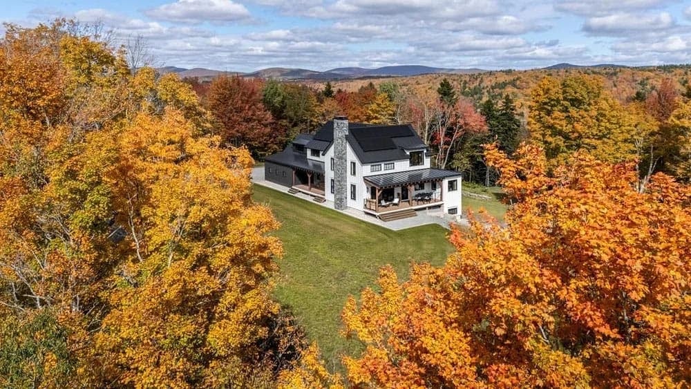 farmhouse home exterior