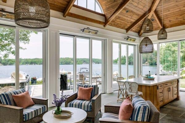 featured posts image for A New Hampshire lake provides an inspiring backdrop to this dream house