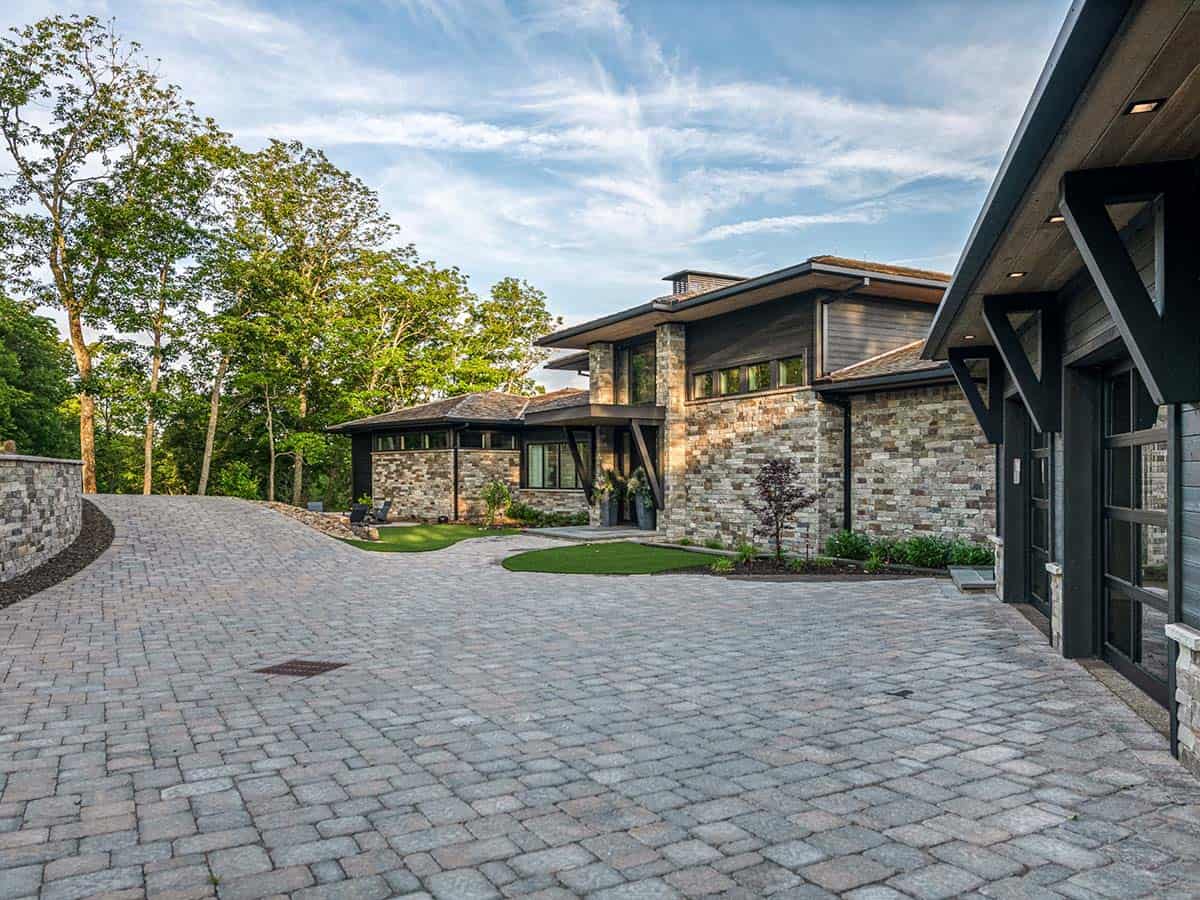 mountain home exterior