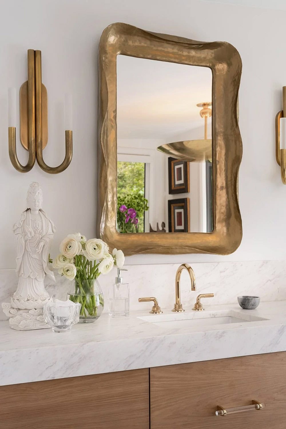 mid-century modern bathroom vanity